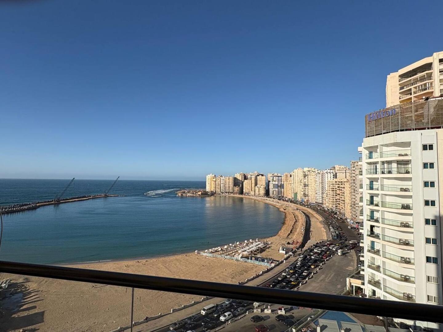 Cozy Beachfront Apartments Apartment Alexandria