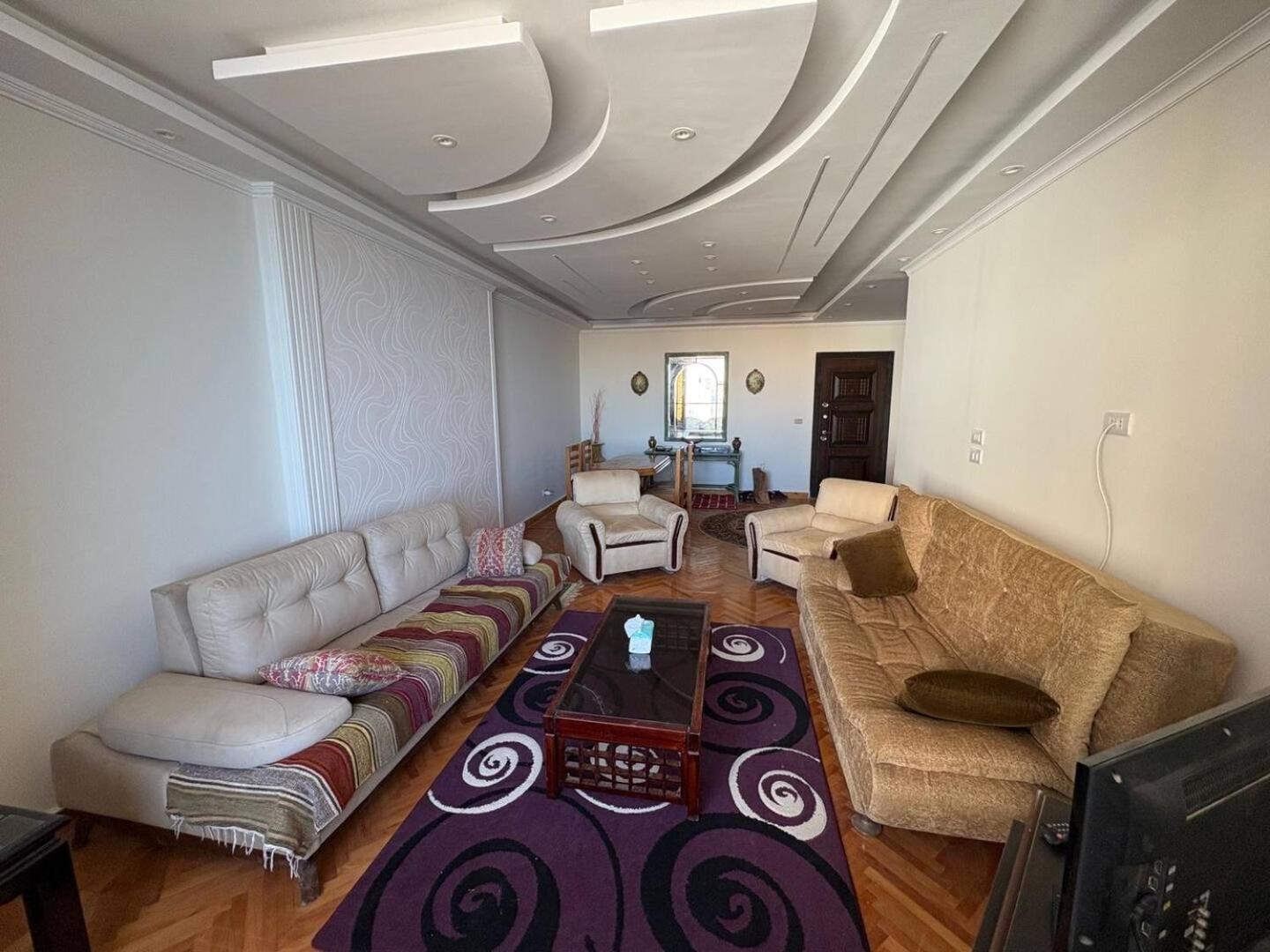 Apartment Cozy Beachfront Apartments *