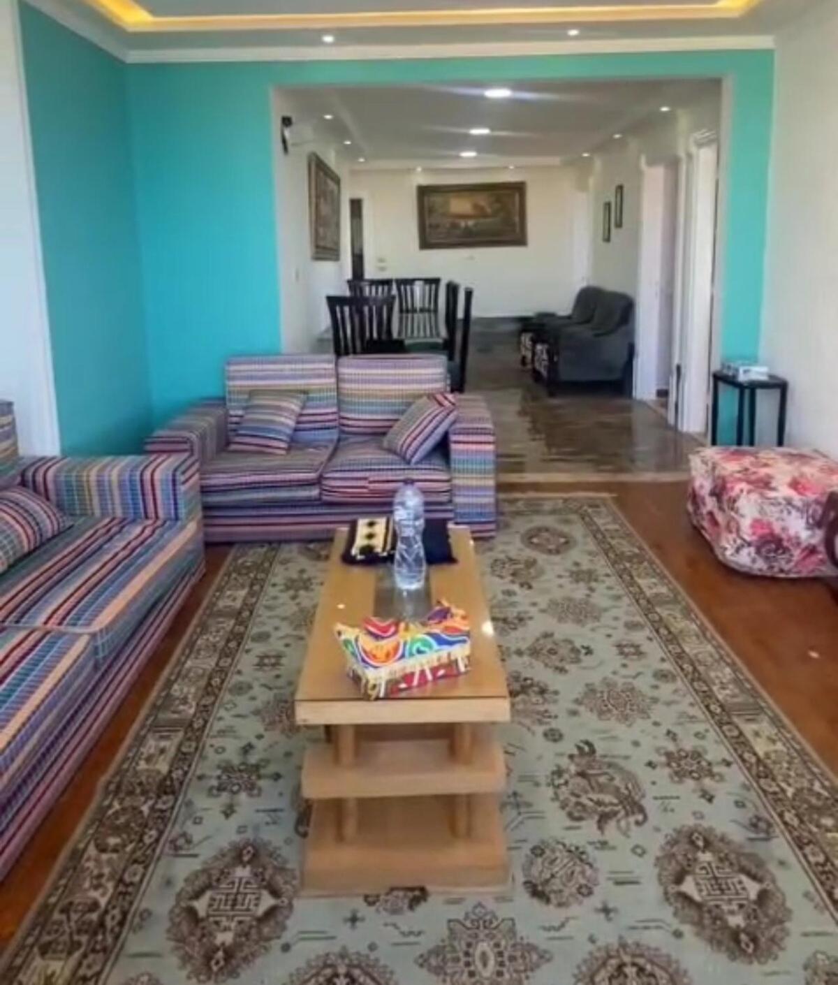 Cozy Beachfront Apartments Apartment *